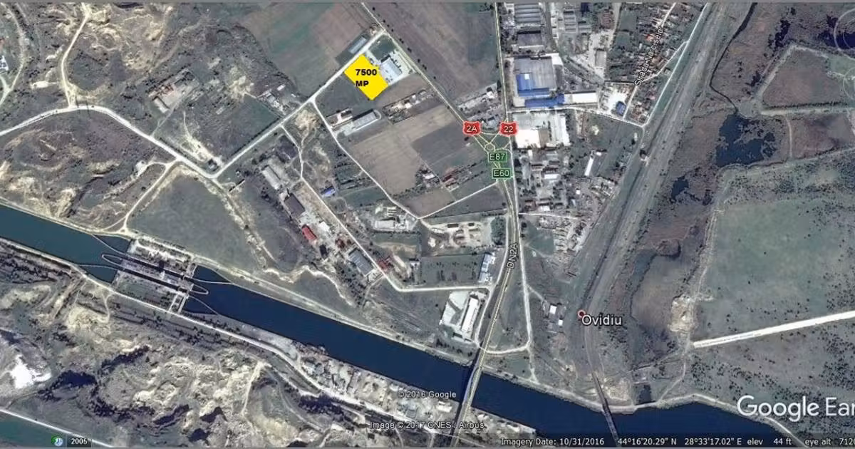 Teren Construcții intravilan de vânzare de 7500 mp, în Ovidiu