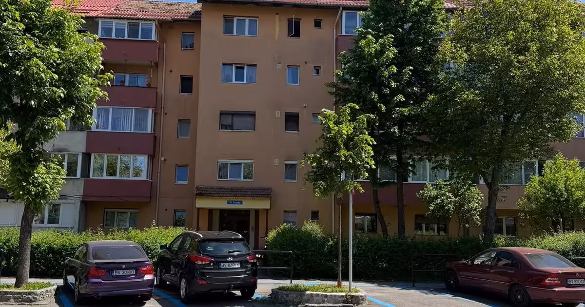 Apartament de vânzare cu 2 camere în zona Noua, Brașov