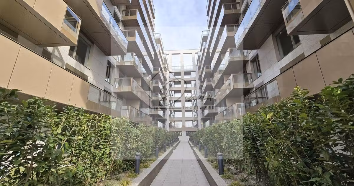 Apartament de vânzare cu 3 camere, mobilat în Voluntari