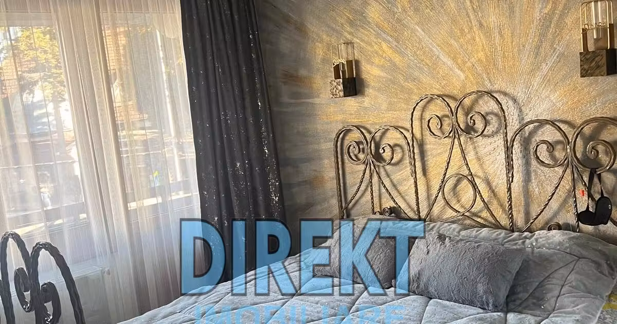 Apartament de vânzare cu 2 camere în zona Central, Bistrița