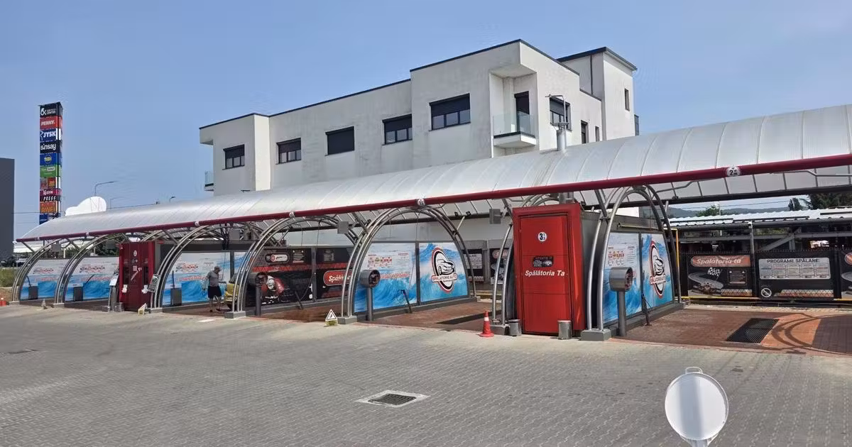 Spațiu industrial de vânzare 800 mp în zona Independenței, Bistrița