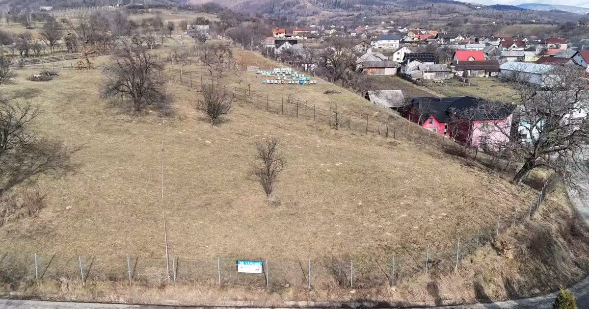 Teren Construcții intravilan de vânzare de 1220 mp, în Prundu Bârgăului