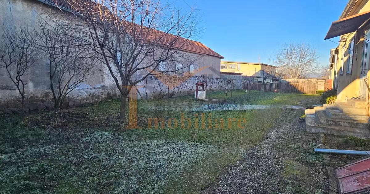 Casă de vânzare cu 5 camere în Bod