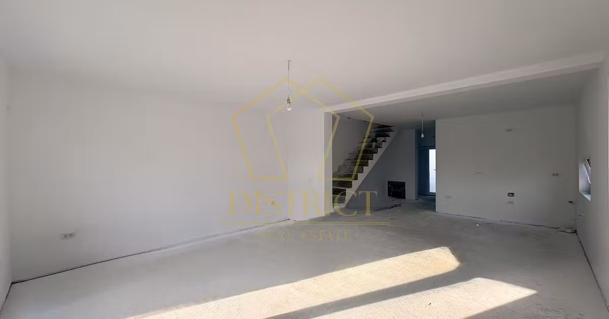 Duplex de vânzare cu 4 camere în Moșnița Nouă