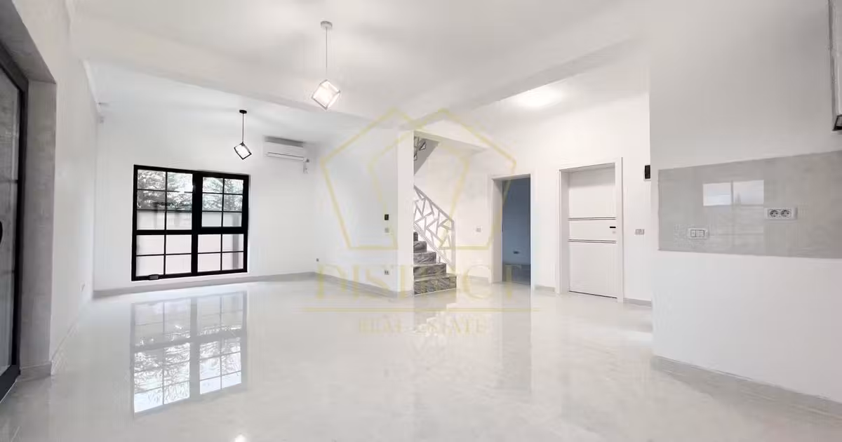 Duplex de vânzare cu 5 camere în Giroc