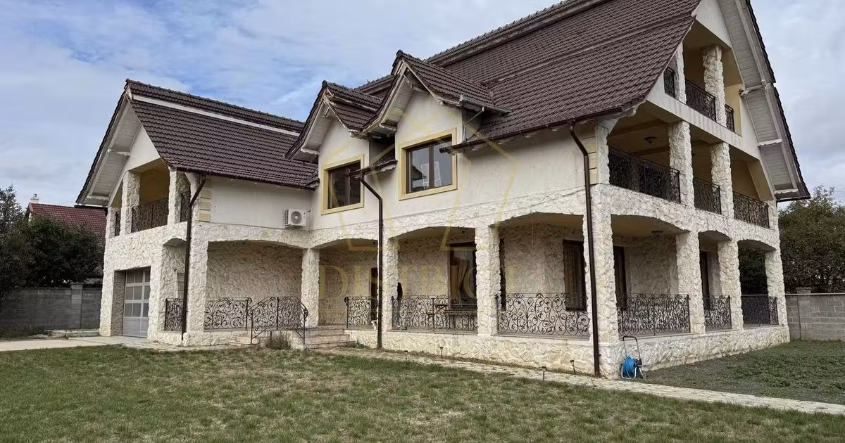 Casă individuală de vânzare cu 8 camere, mobilată în Dumbrăvița