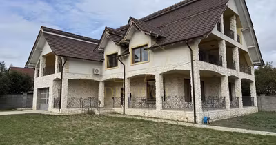 Casă Aradului