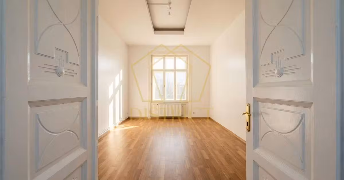 Spațiu comercial de vânzare de 115 mp, în zona Central, Timișoara