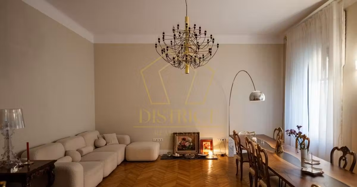Apartament de vânzare cu 2 camere, mobilat în zona P-ța Unirii, Timișoara