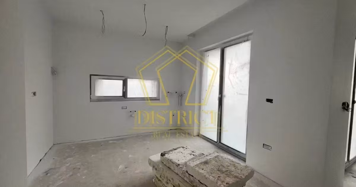 Casă individuală de vânzare cu 3 camere în Moșnița Nouă