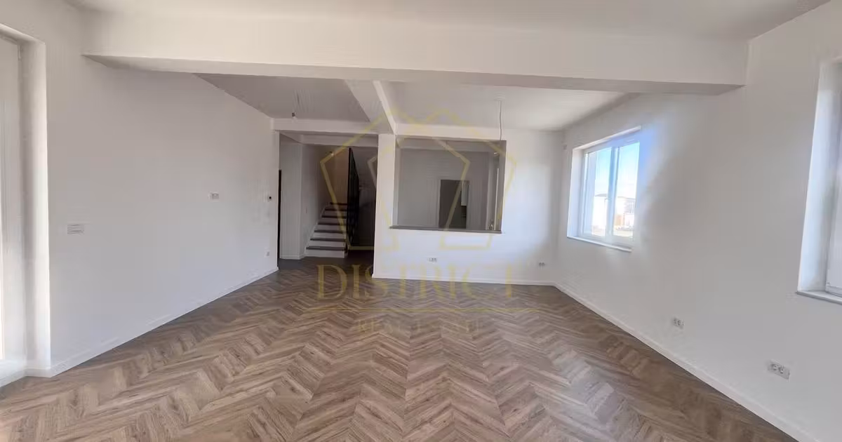 Duplex de vânzare cu 5 camere în Dumbrăvița
