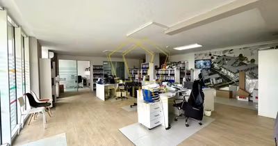 Spațiu comercial Tipografilor