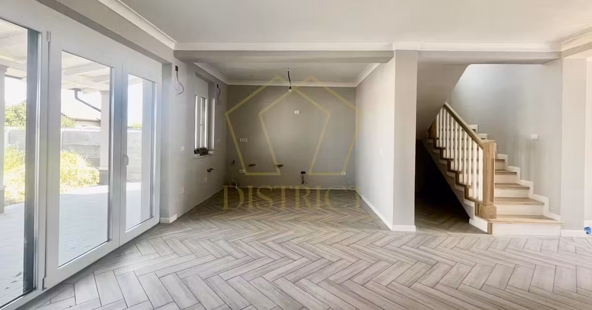 Casă individuală de vânzare cu 5 camere în Moșnița Nouă