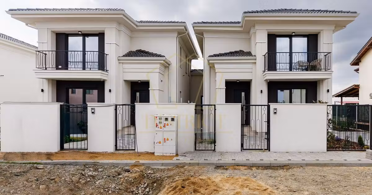 Duplex de vânzare cu 4 camere în Moșnița Nouă