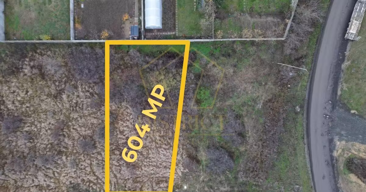 Teren Construcții intravilan de vânzare de 604 mp, în Moșnița Nouă