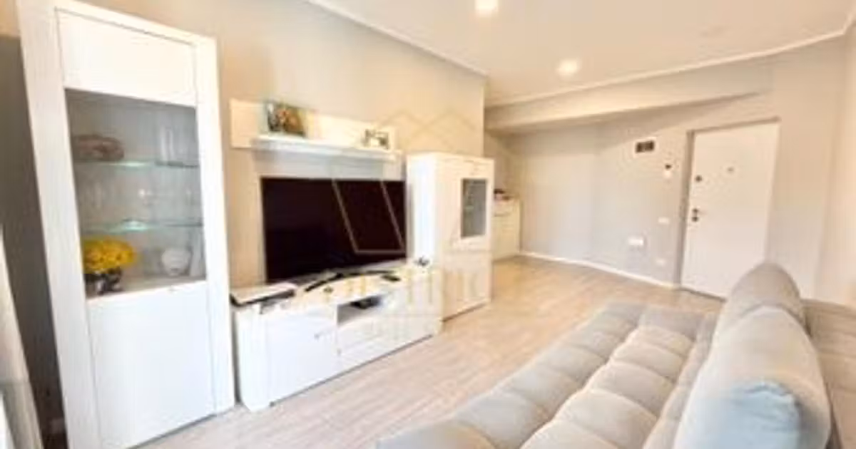 Apartament de vânzare cu 3 camere, mobilat în Giroc