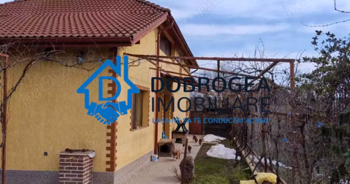 Casă individuală de vânzare cu 4 camere, mobilată în Cataloi