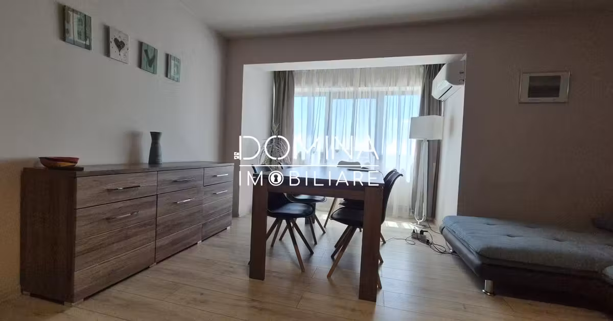 Apartament de vânzare cu 3 camere, mobilat în zona Central, Târgu Jiu
