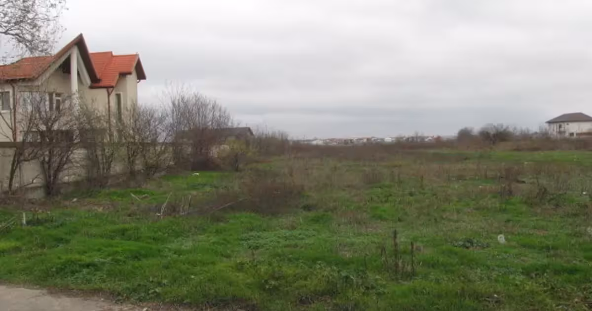 Teren Construcții intravilan de vânzare de 4000 mp, în Cornetu