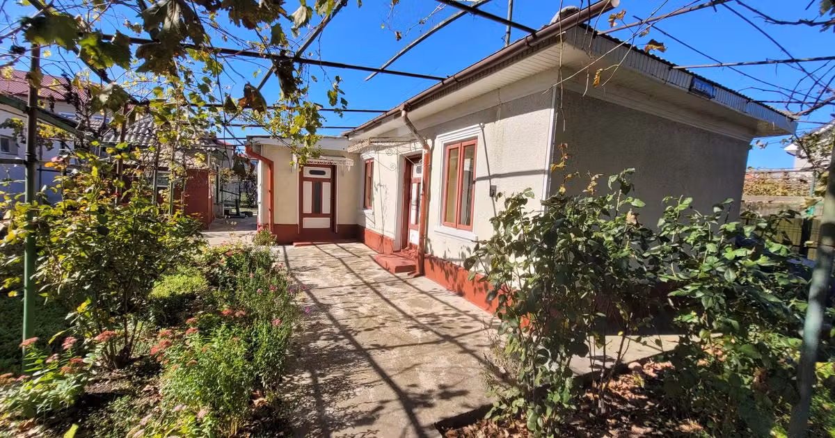 Casă individuală de vânzare cu 3 camere în Techirghiol