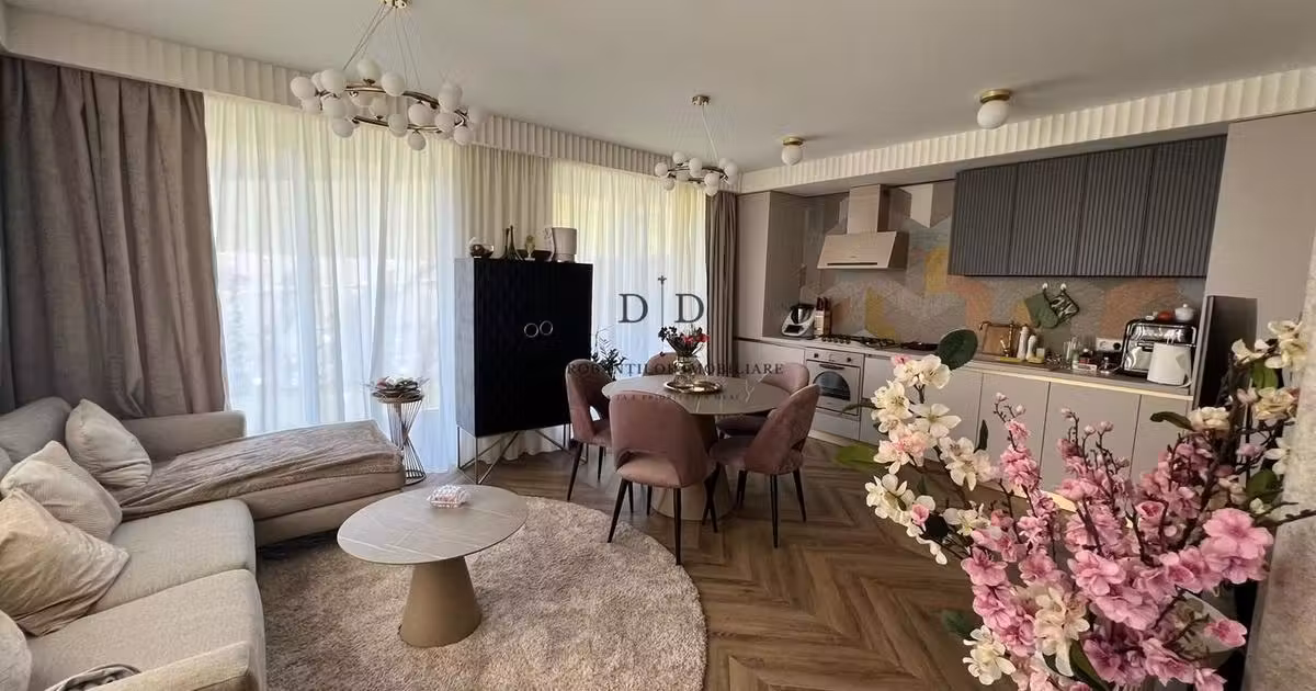 Duplex de vânzare cu 5 camere, mobilat în Florești