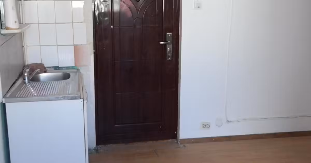 Garsonieră de vânzare în zona Apărătorii Patriei, Sector 4