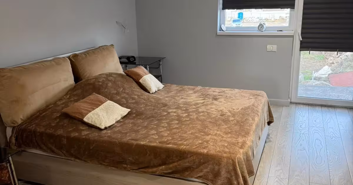 Casă individuală de vânzare cu 6 camere în Adunații-Copăceni
