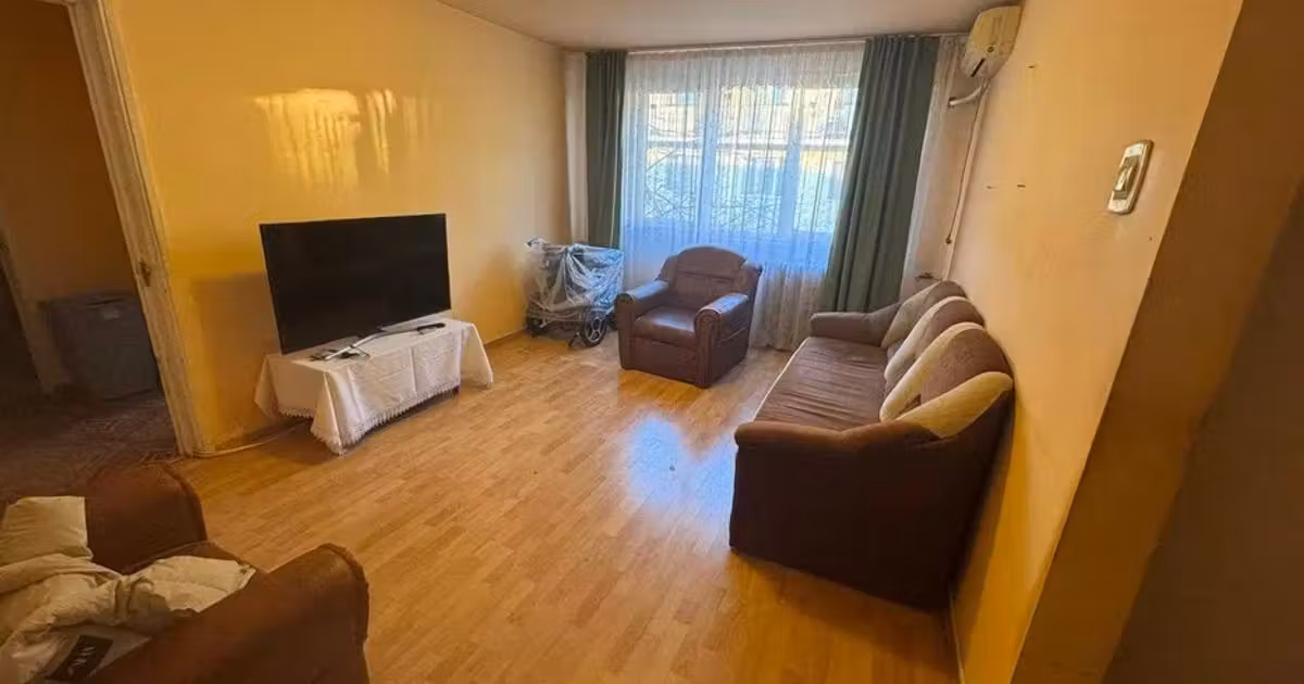 Apartament de vânzare cu 3 camere în zona 1 Decembrie 1918, Sector 3