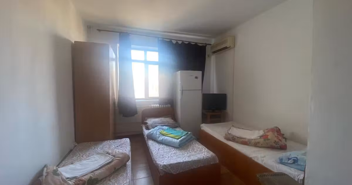 Hotel/Pensiune de vânzare 1445 mp în zona Zona industrială, Iași