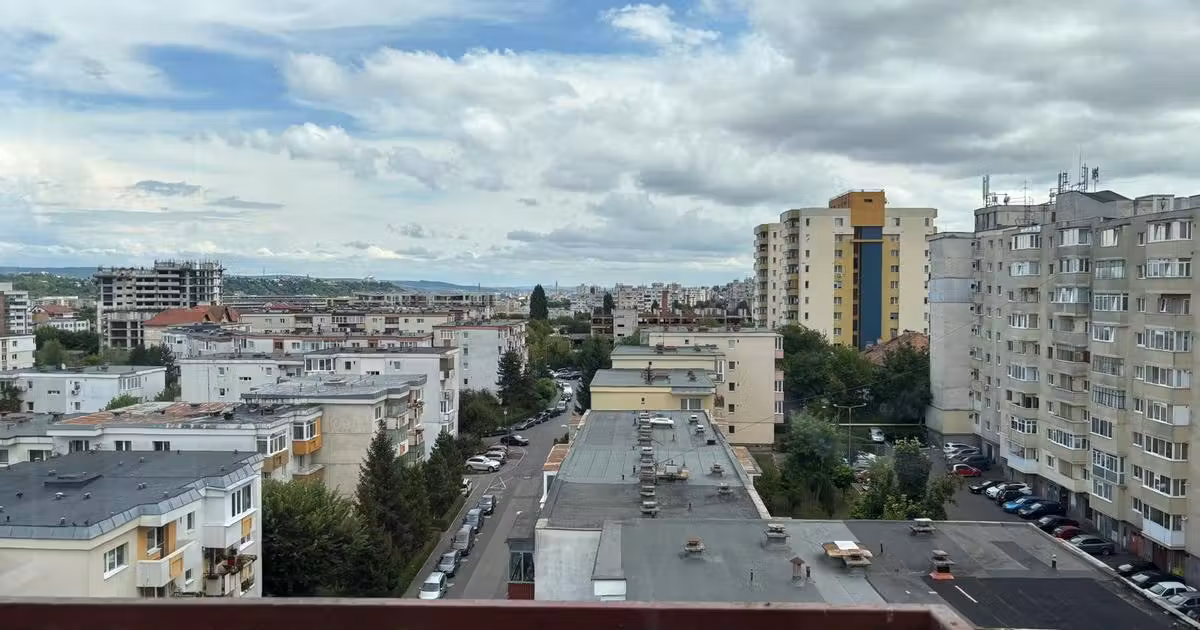 Apartament de vânzare cu 4 camere în zona Mănăștur, Cluj-Napoca