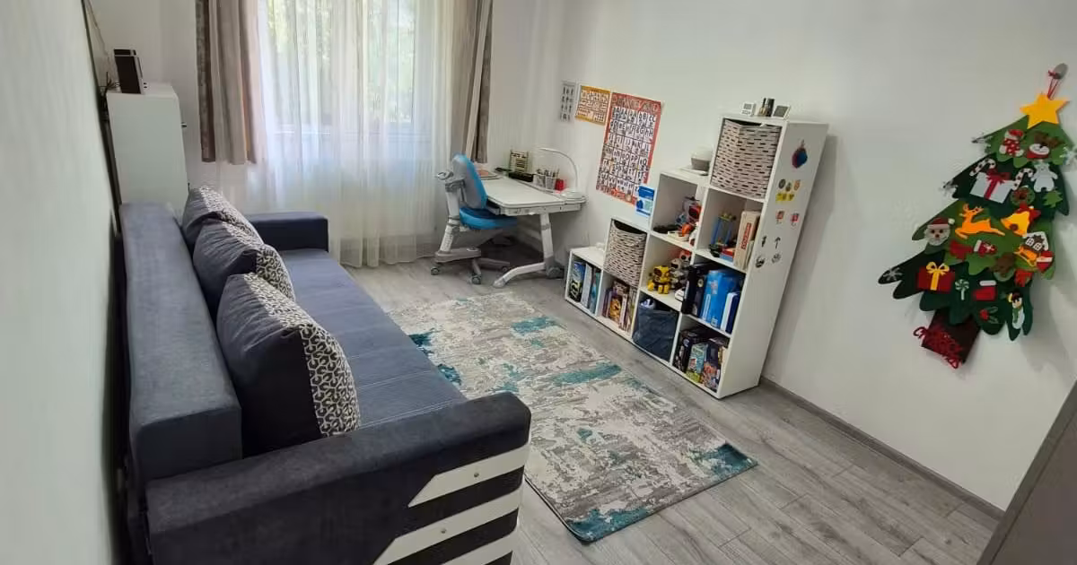 Apartament de vânzare cu 3 camere în zona Mănăștur, Cluj-Napoca
