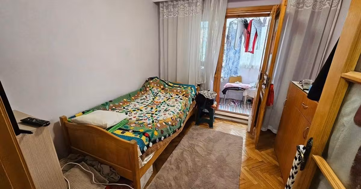Apartament de vânzare cu 4 camere în zona Mănăștur, Cluj-Napoca
