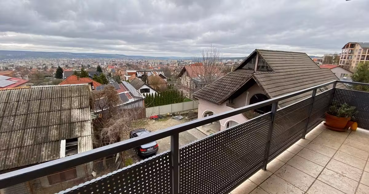 Apartament de vânzare cu 4 camere în zona Zorilor, Cluj-Napoca