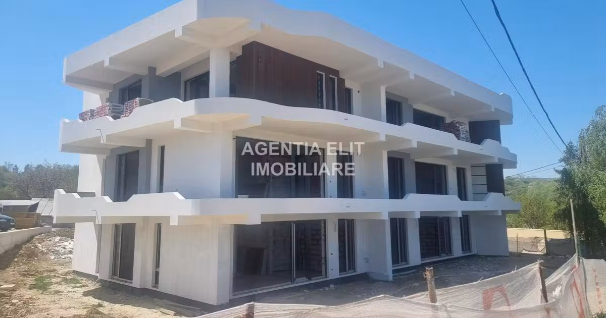 Apartament de vânzare cu 2 camere în zona Central, Botoșani