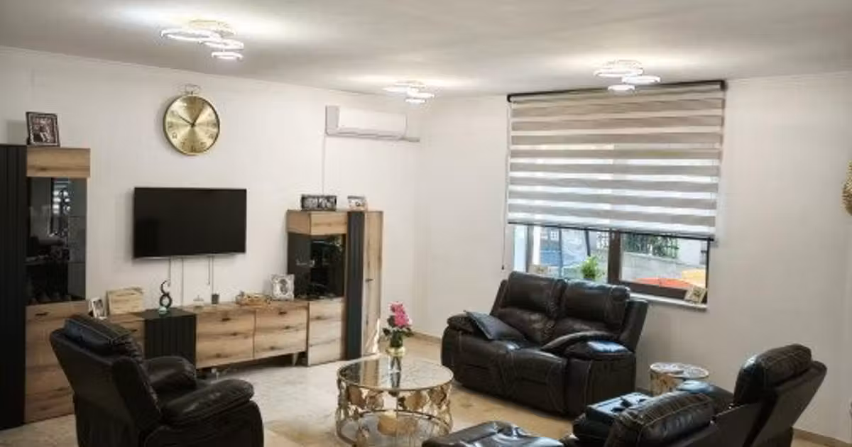 Casă individuală de vânzare cu 4 camere, mobilată în zona Oncea, Oradea