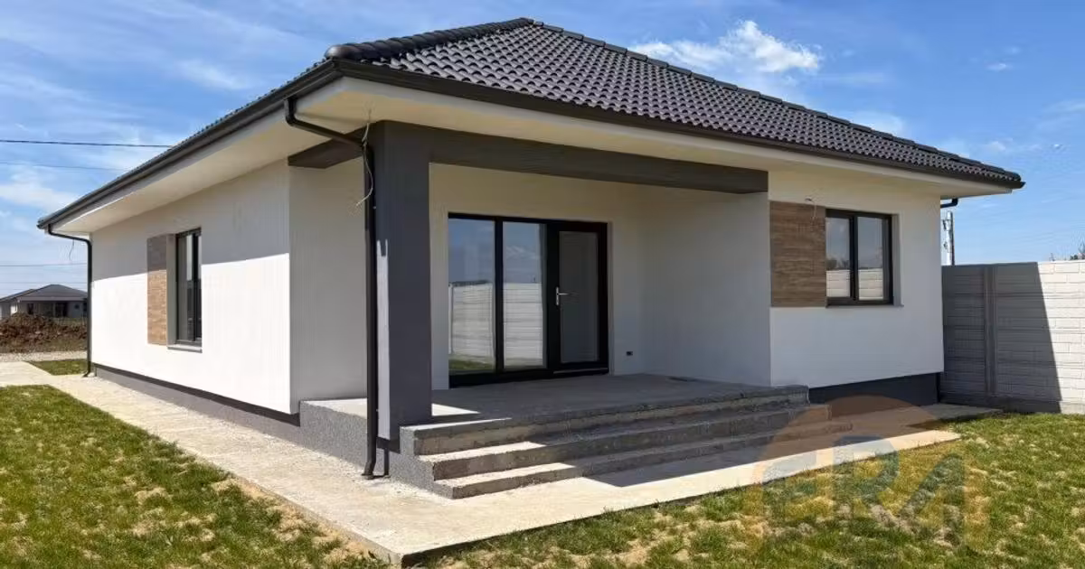 Casă individuală de vânzare cu 4 camere în zona Calea Aradului, Oradea