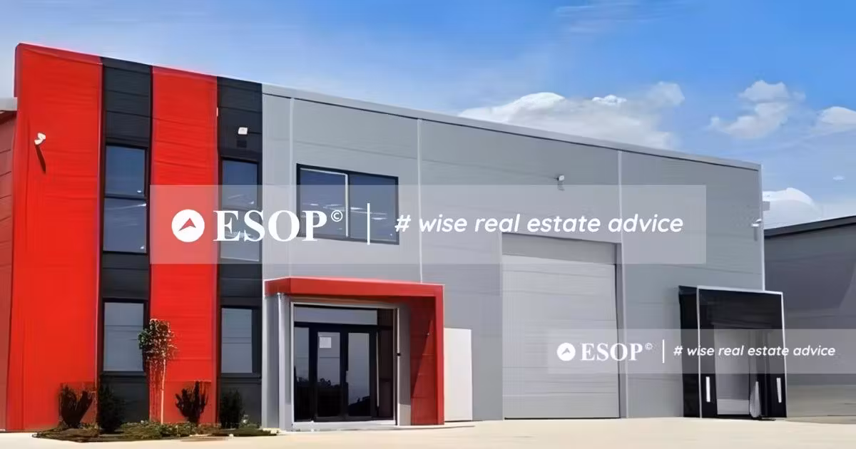 Spațiu industrial de vânzare 1050 mp în Chitila