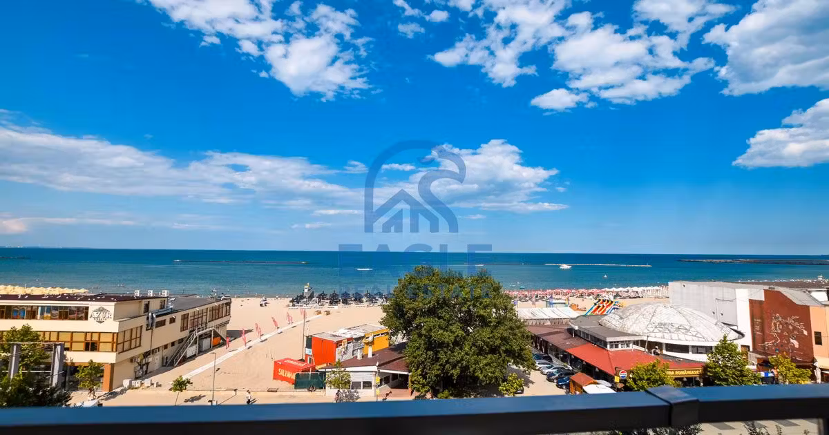 Apartament de vânzare cu 3 camere, mobilat în Mamaia