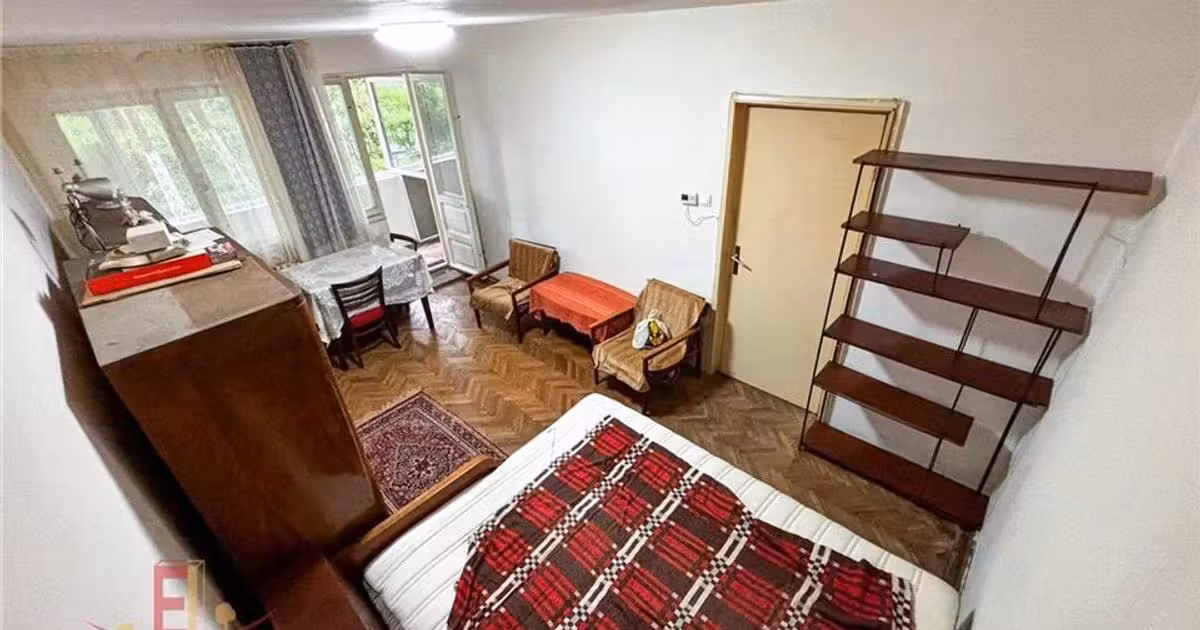 Apartament de vânzare cu 2 camere în zona 7 Noiembrie, Târgu Mureș