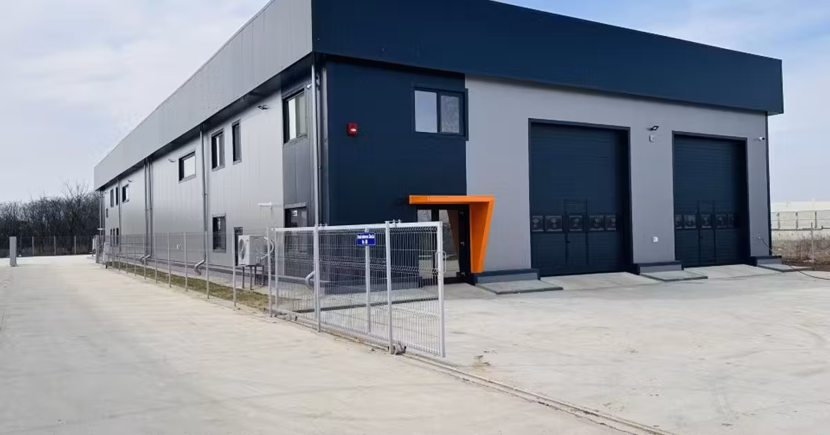 Spațiu industrial de vânzare de 447.00 mp, în Chitila