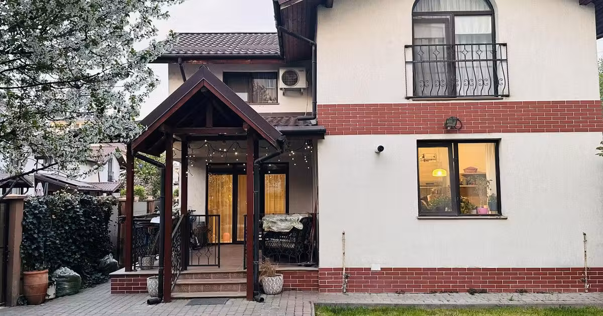 Casă individuală de vânzare cu 4 camere, mobilată în Chiajna