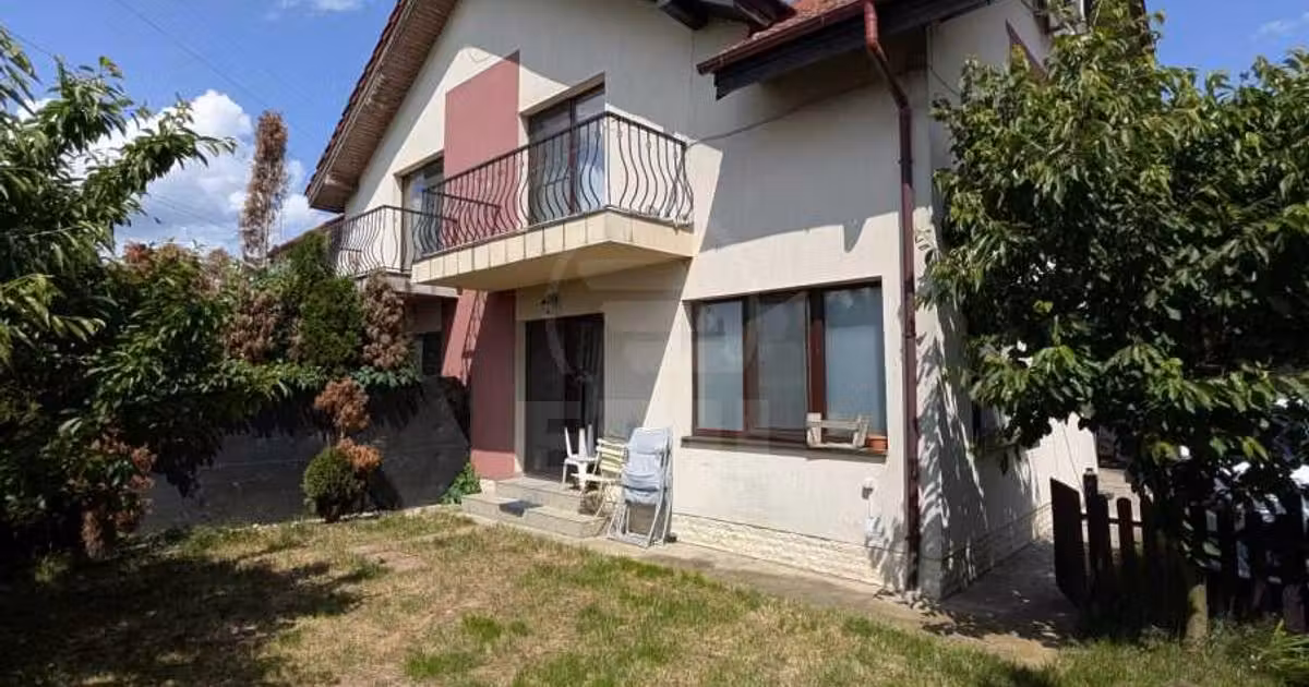 Duplex de vânzare cu 5 camere în Florești