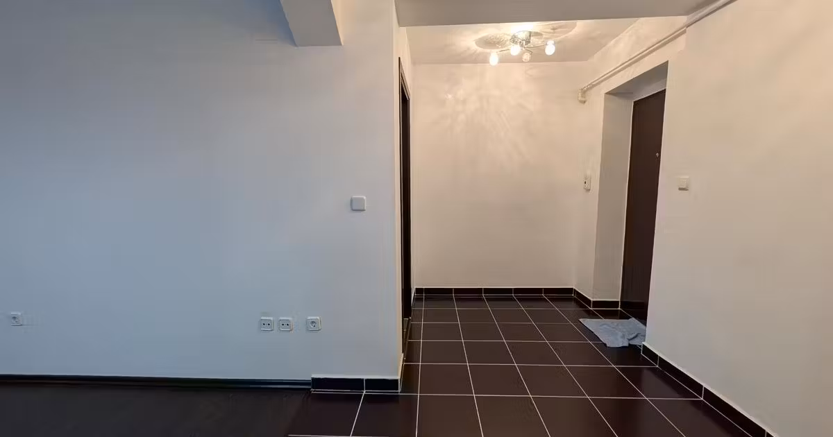 Garsonieră de vânzare, mobilată în Florești