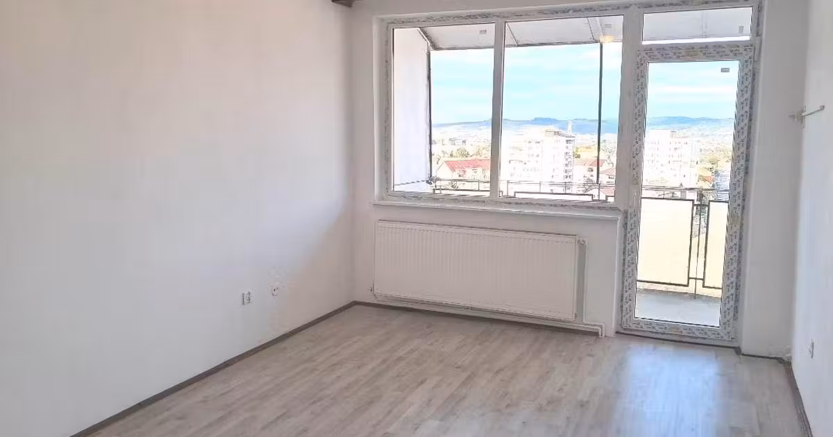 Apartament de vânzare cu 3 camere în zona Mihai Viteazul, Sibiu