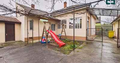 Casă Aradul Nou