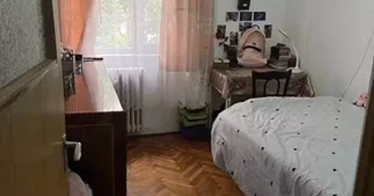 Apartament de vânzare cu 2 camere, mobilat în zona Podu Roș, Iași