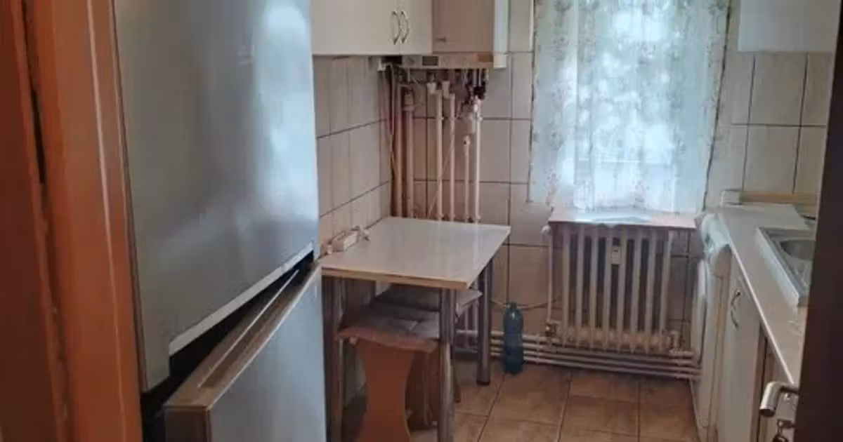 Apartament de vânzare cu 2 camere, mobilat în zona Podu Roș, Iași