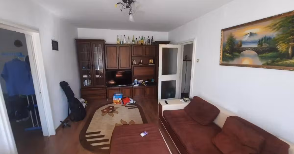 Apartament de vânzare cu 2 camere, mobilat în zona Podu Roș, Iași