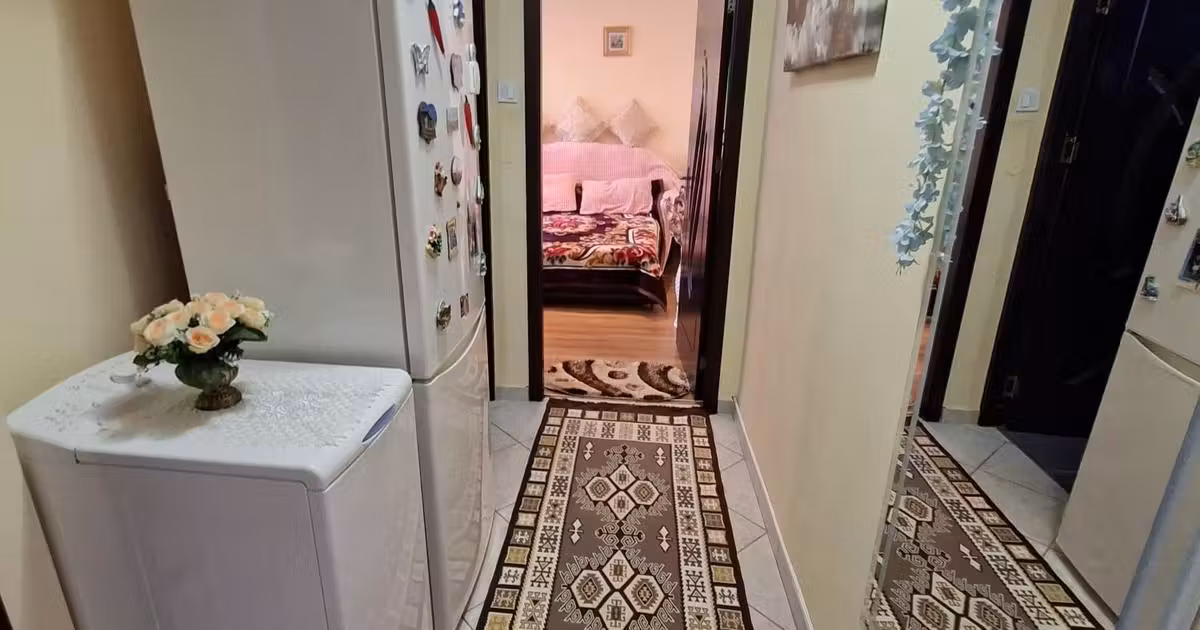 Apartament de vânzare cu 2 camere, mobilat în zona Mircea cel Bătrân, Iași