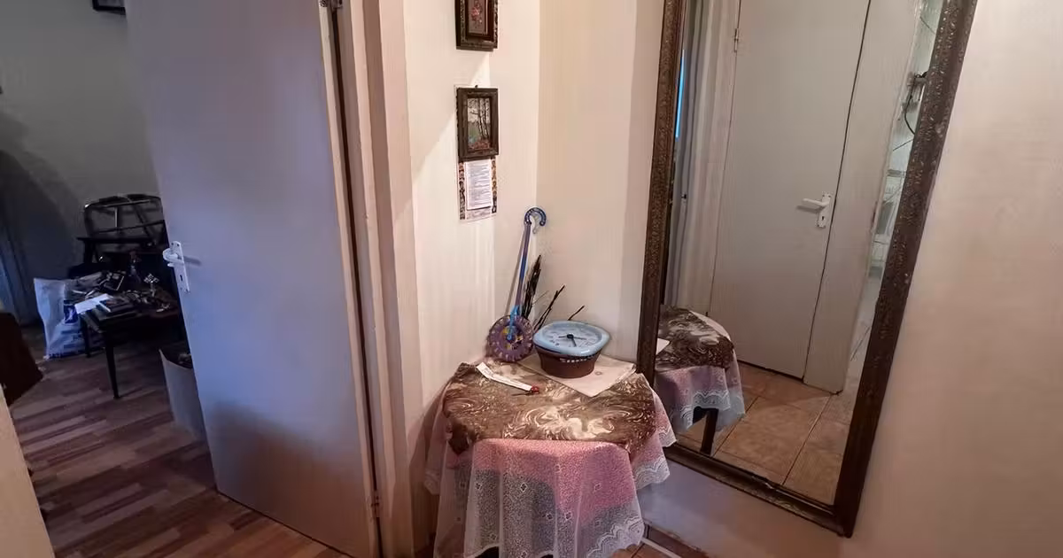 Apartament de vânzare cu 2 camere, mobilat în zona Podu Roș, Iași